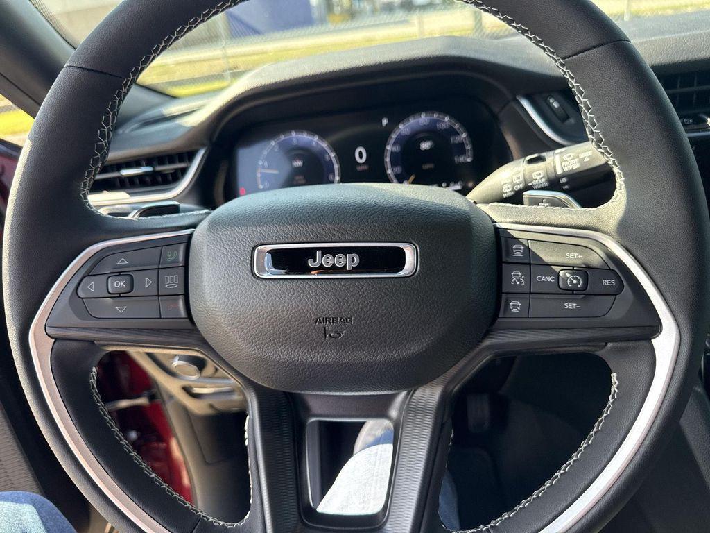 new 2025 Jeep Grand Cherokee L car, priced at $41,436
