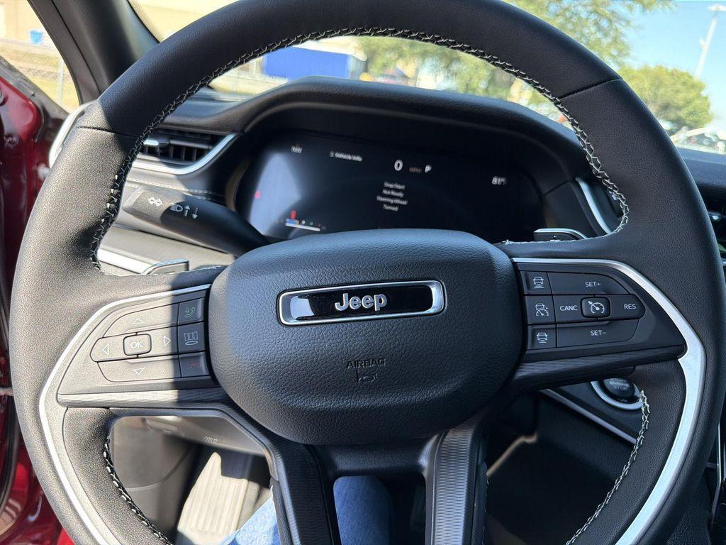 new 2025 Jeep Grand Cherokee L car, priced at $40,956