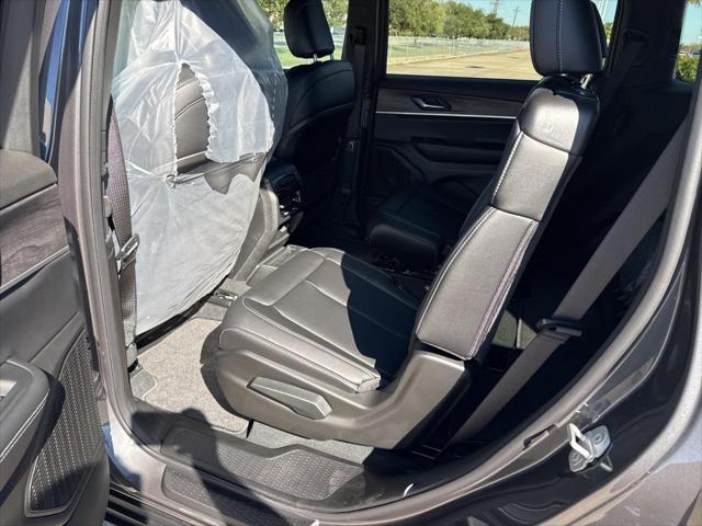 new 2025 Jeep Grand Cherokee L car, priced at $44,842