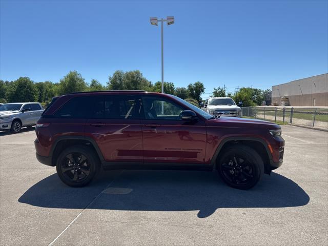 used 2023 Jeep Grand Cherokee car, priced at $32,395