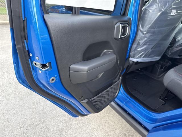 new 2025 Jeep Wrangler car, priced at $52,018