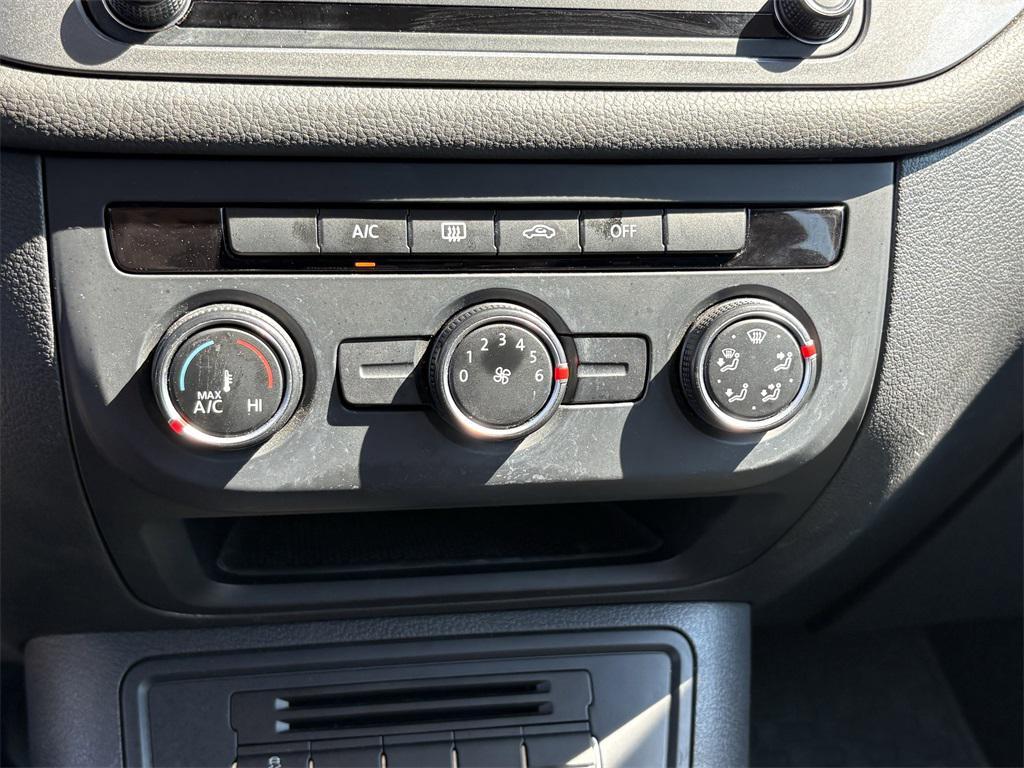 used 2017 Volkswagen Tiguan Limited car, priced at $9,816