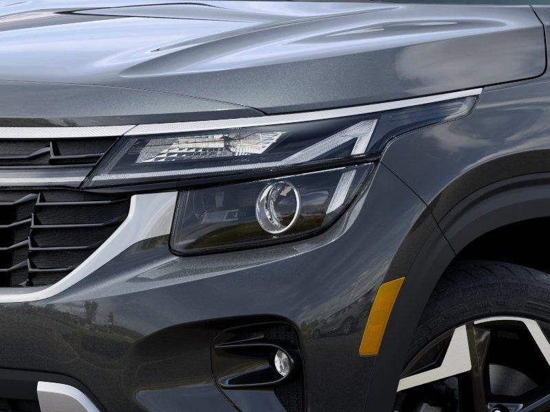 new 2026 Kia Seltos car, priced at $27,190