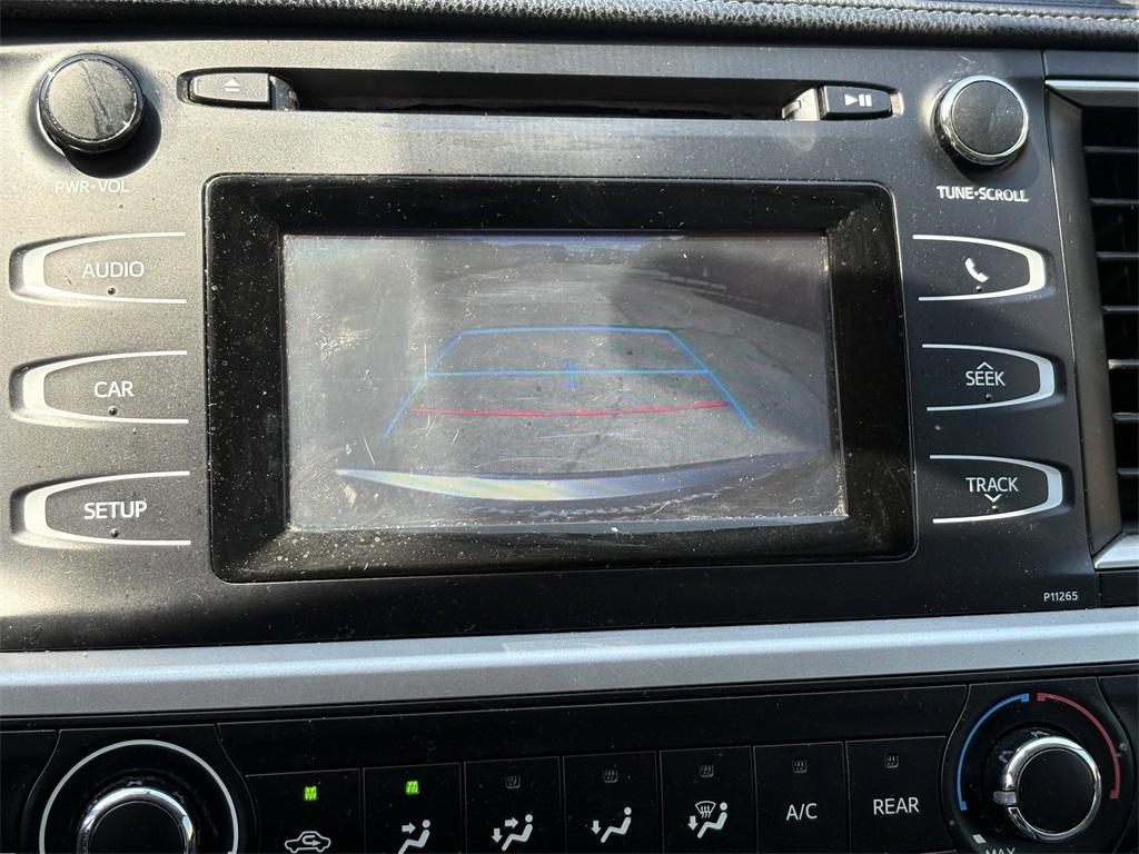 used 2016 Toyota Highlander car, priced at $15,197