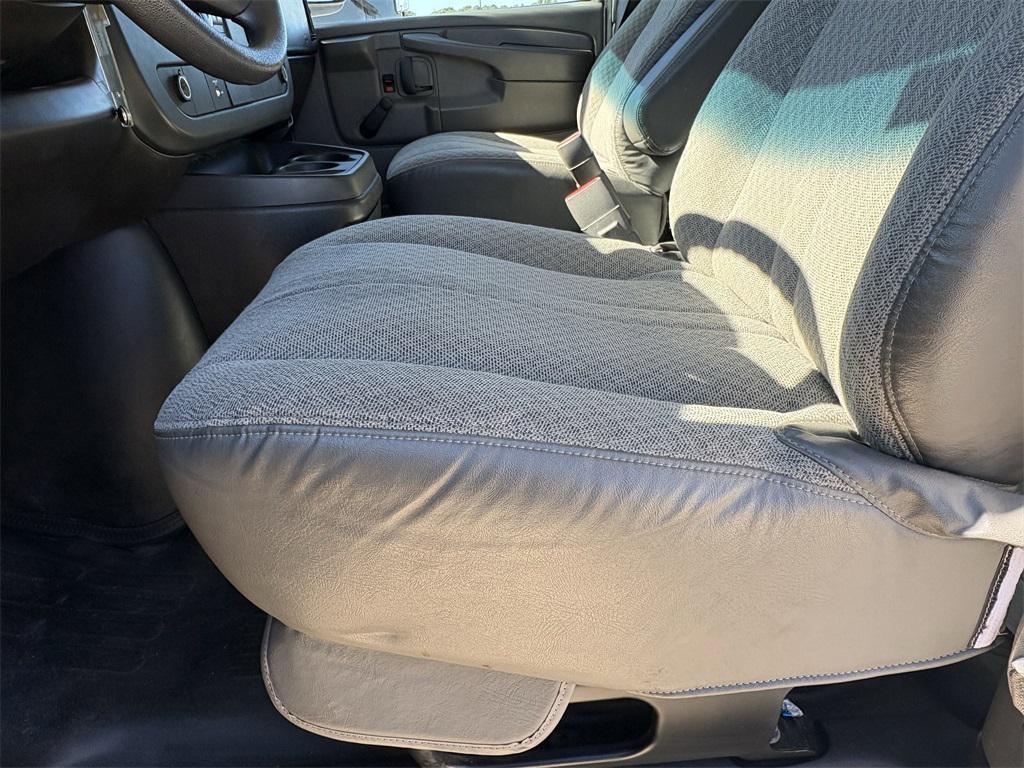 used 2009 Chevrolet Express 2500 car, priced at $9,997