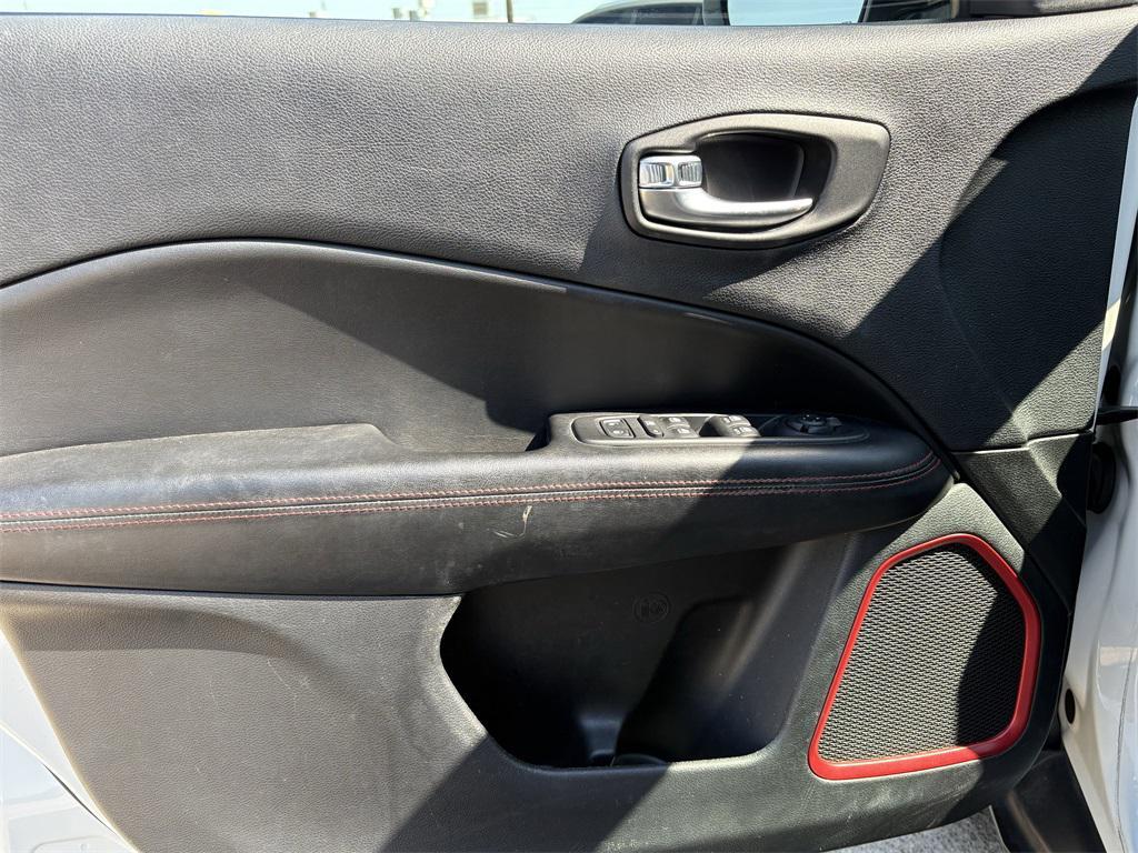 used 2019 Jeep Compass car, priced at $16,199