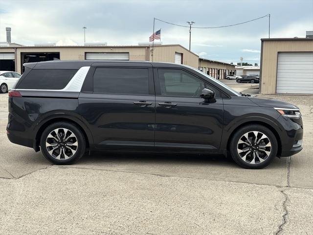 used 2022 Kia Carnival car, priced at $33,998
