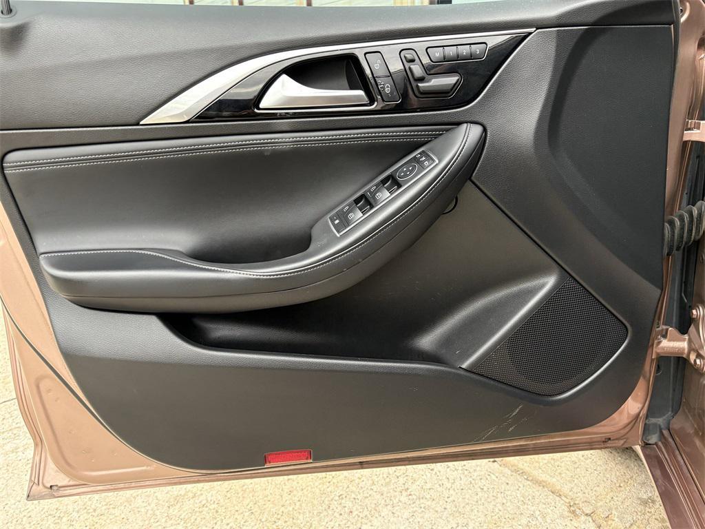 used 2018 INFINITI QX30 car, priced at $12,998