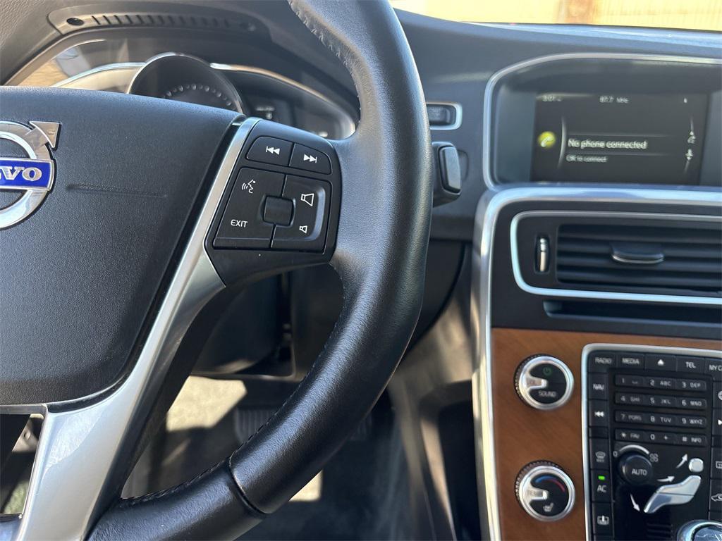 used 2016 Volvo S60 Inscription car, priced at $11,965