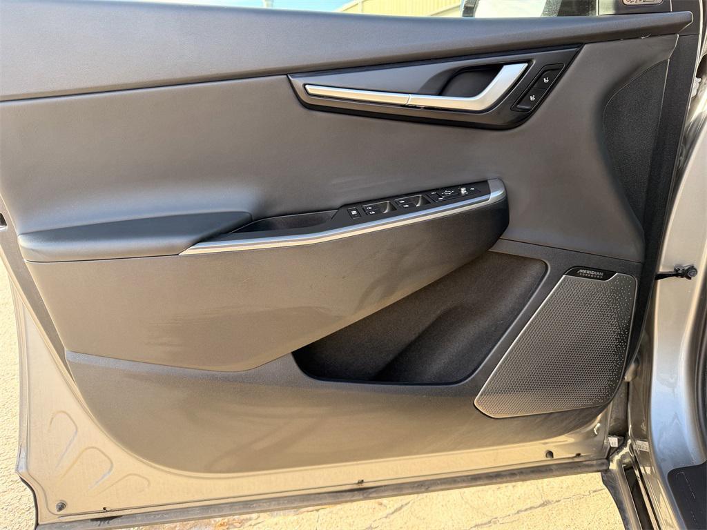 used 2023 Kia EV6 car, priced at $25,282