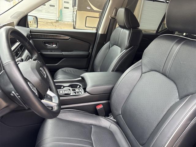 used 2024 Honda Pilot car, priced at $46,299