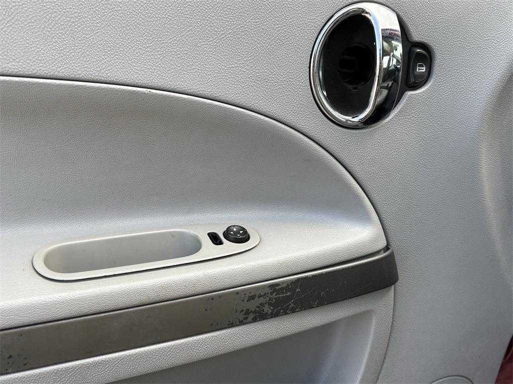 used 2006 Chevrolet HHR car, priced at $5,998