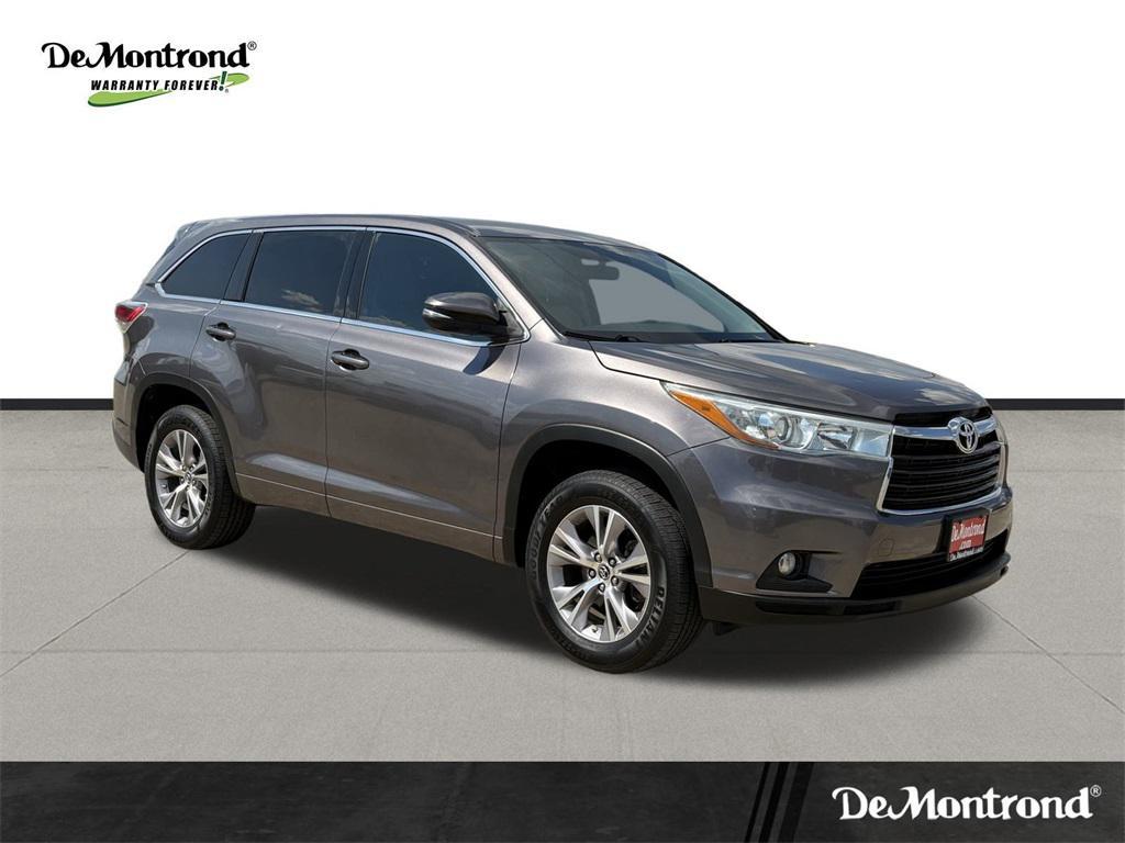 used 2016 Toyota Highlander car, priced at $15,499