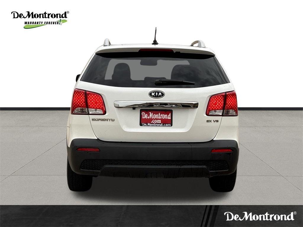 used 2013 Kia Sorento car, priced at $8,855