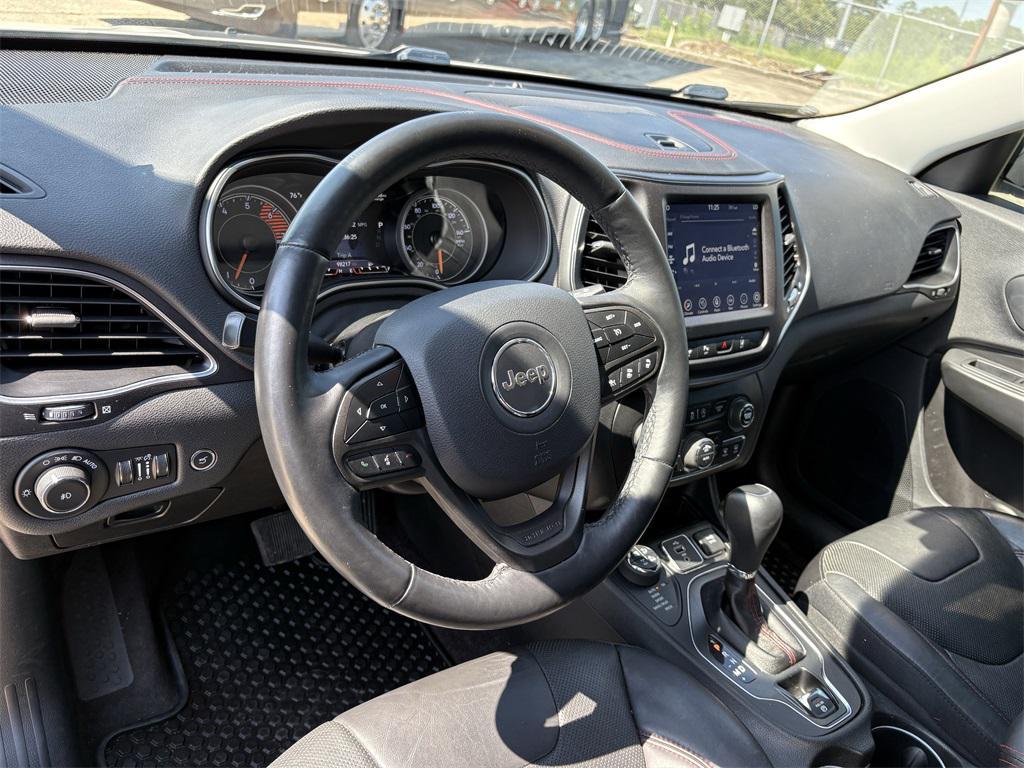 used 2019 Jeep Cherokee car, priced at $16,998