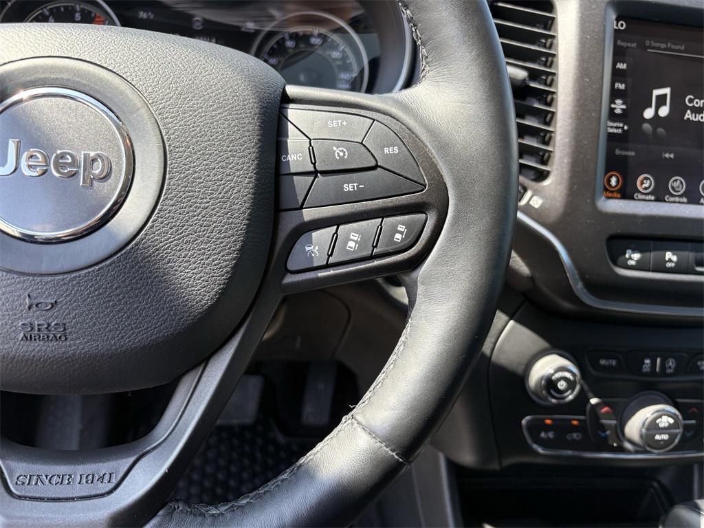 used 2019 Jeep Cherokee car, priced at $16,998