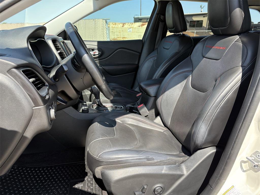 used 2019 Jeep Cherokee car, priced at $16,998