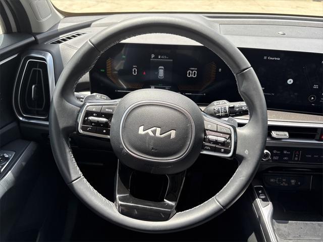 used 2025 Kia Sorento Hybrid car, priced at $37,998