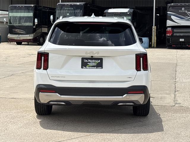 used 2025 Kia Sorento Hybrid car, priced at $37,998