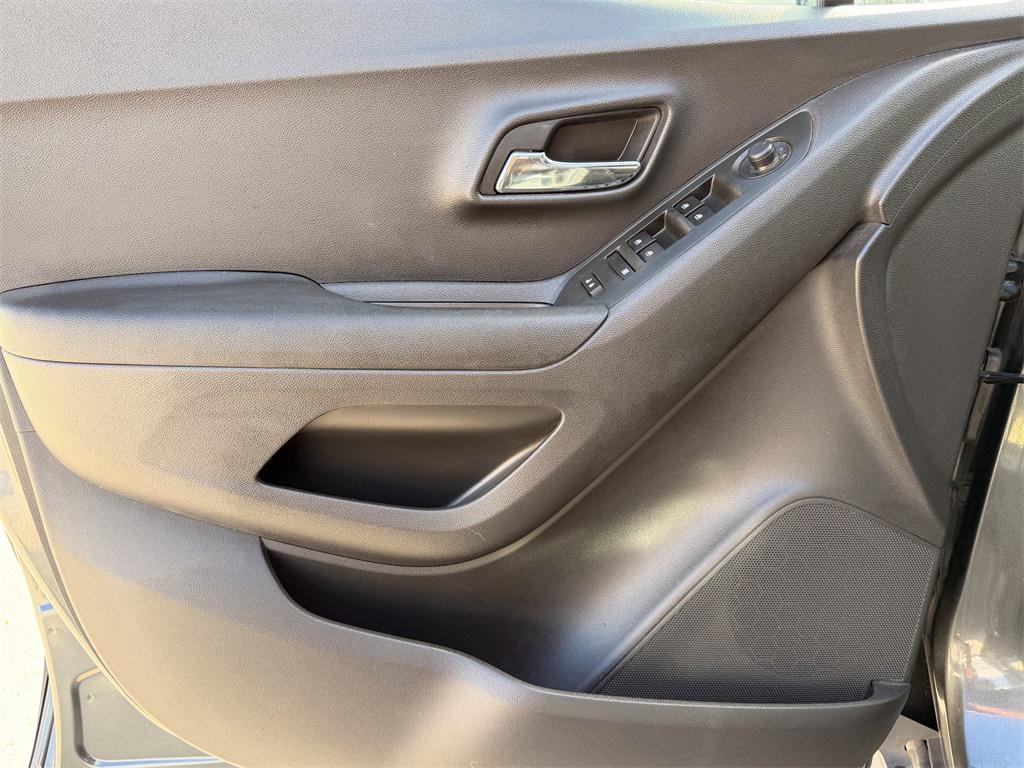 used 2020 Chevrolet Trax car, priced at $11,928