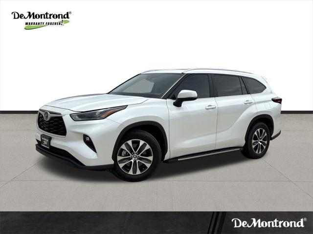 used 2024 Toyota Highlander car, priced at $37,998