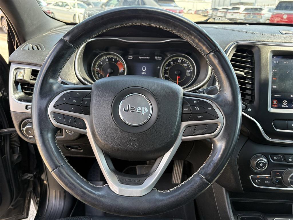 used 2021 Jeep Cherokee car, priced at $15,998