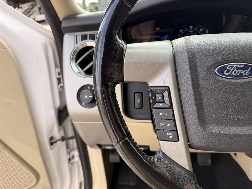 used 2015 Ford Expedition car, priced at $10,762