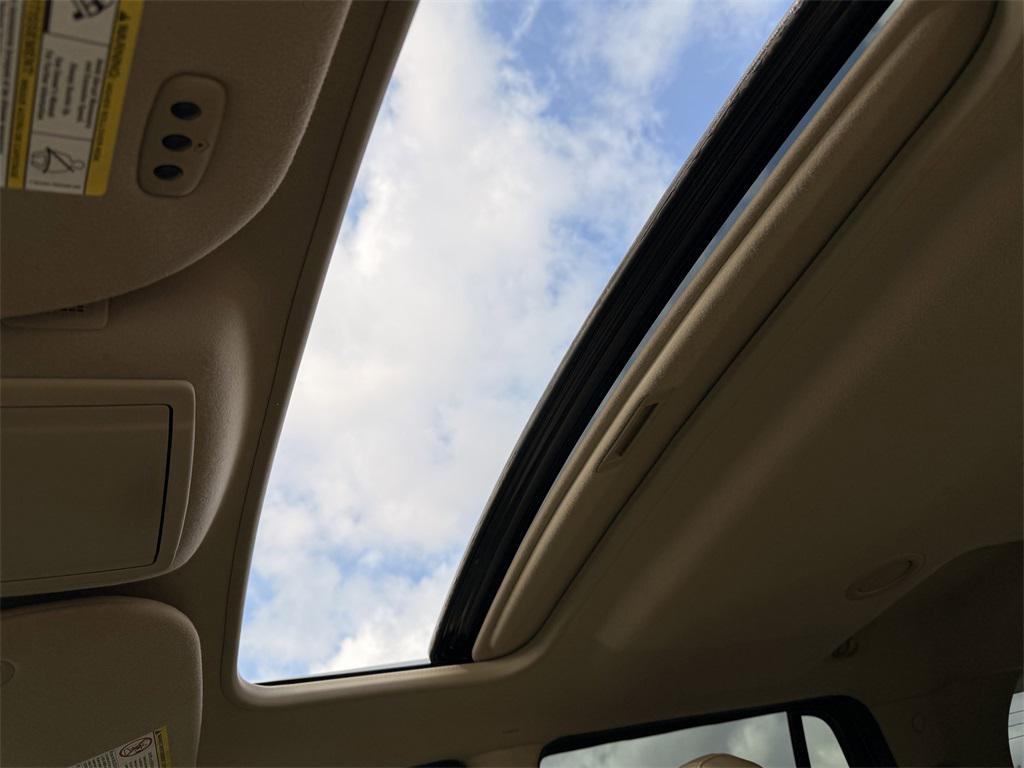 used 2015 Ford Expedition car, priced at $10,762