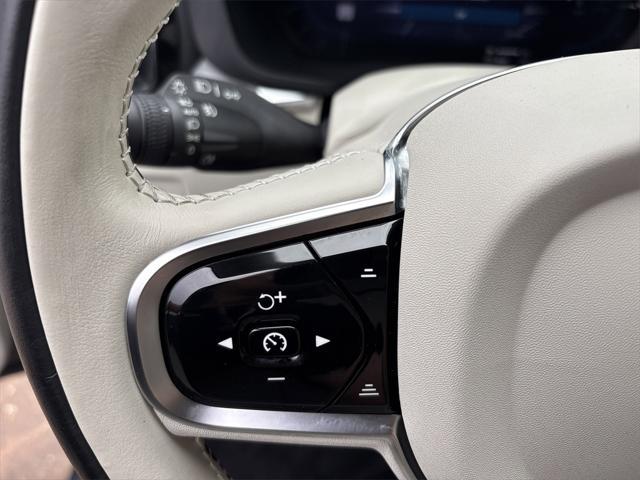 used 2024 Volvo XC60 Recharge Plug-In Hybrid car, priced at $53,998