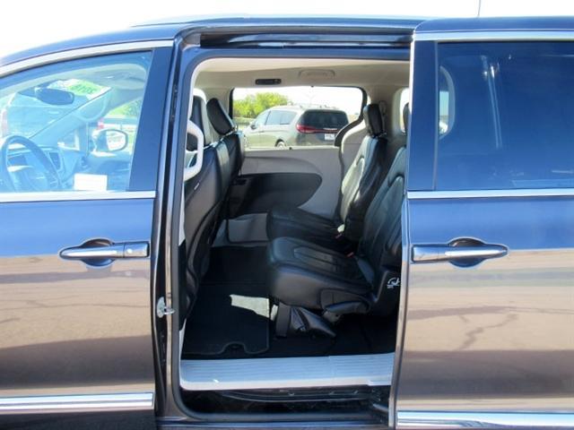 used 2018 Chrysler Pacifica car, priced at $15,900