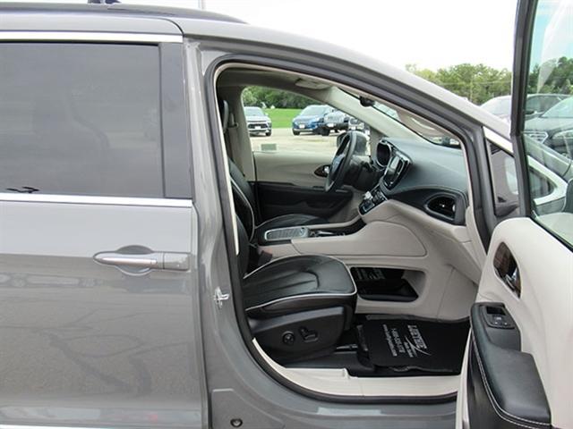 used 2022 Chrysler Pacifica car, priced at $22,900