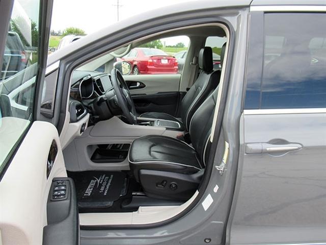 used 2022 Chrysler Pacifica car, priced at $22,900