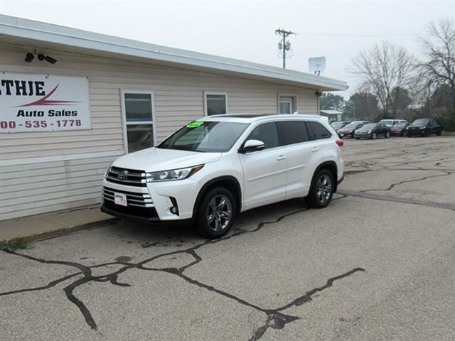 used 2019 Toyota Highlander car, priced at $30,900