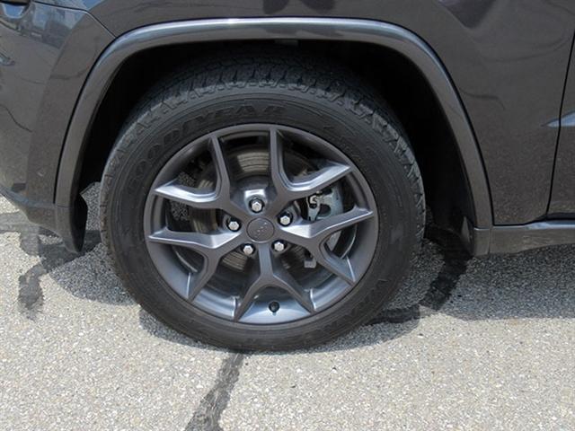 used 2021 Jeep Grand Cherokee car, priced at $27,800