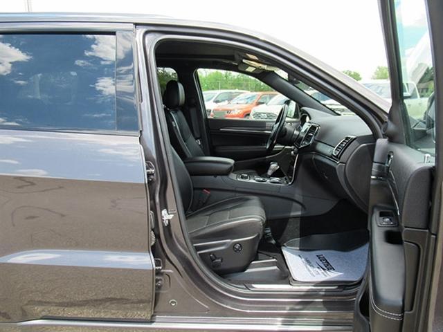 used 2021 Jeep Grand Cherokee car, priced at $27,800