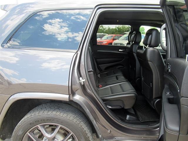 used 2021 Jeep Grand Cherokee car, priced at $27,800