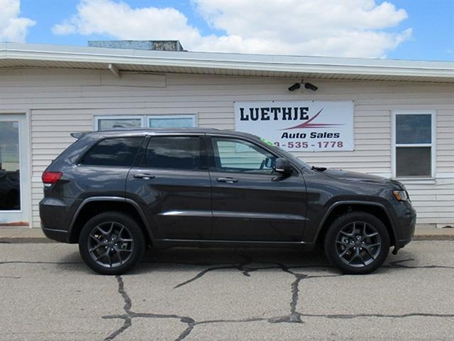 used 2021 Jeep Grand Cherokee car, priced at $27,800
