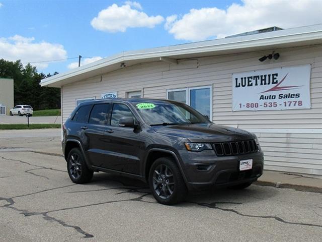 used 2021 Jeep Grand Cherokee car, priced at $27,800
