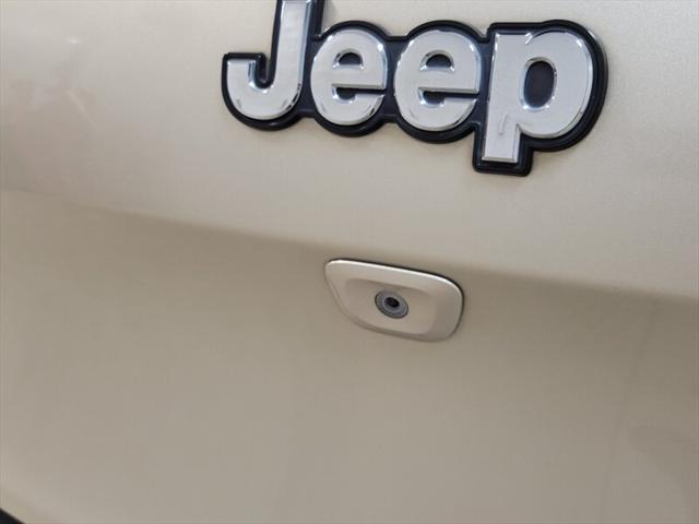 used 2014 Jeep Cherokee car, priced at $13,500