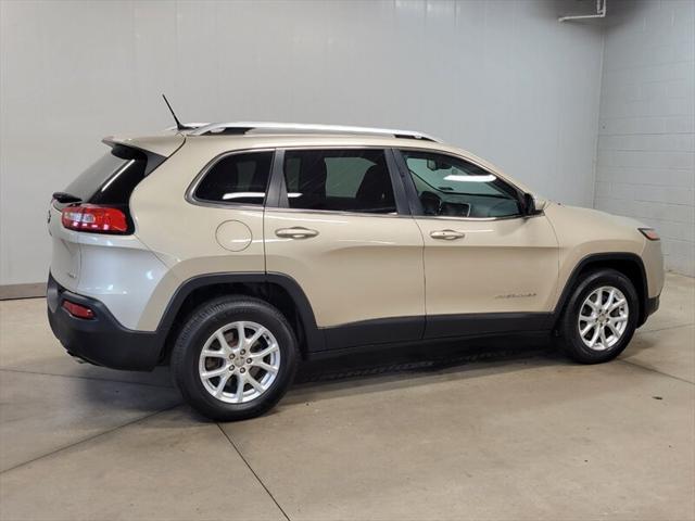 used 2014 Jeep Cherokee car, priced at $13,500