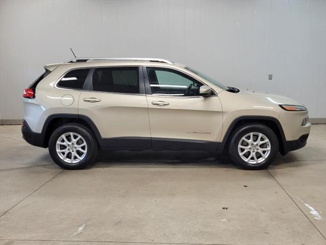 used 2014 Jeep Cherokee car, priced at $13,500