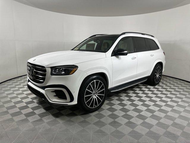 new 2024 Mercedes-Benz GLS 580 car, priced at $119,450