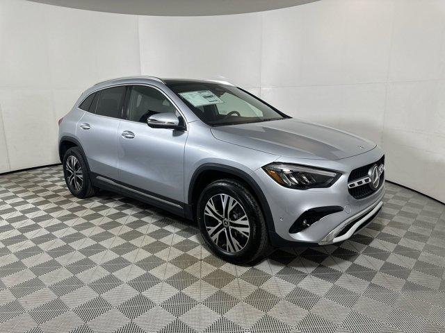 new 2025 Mercedes-Benz GLA 250 car, priced at $50,735