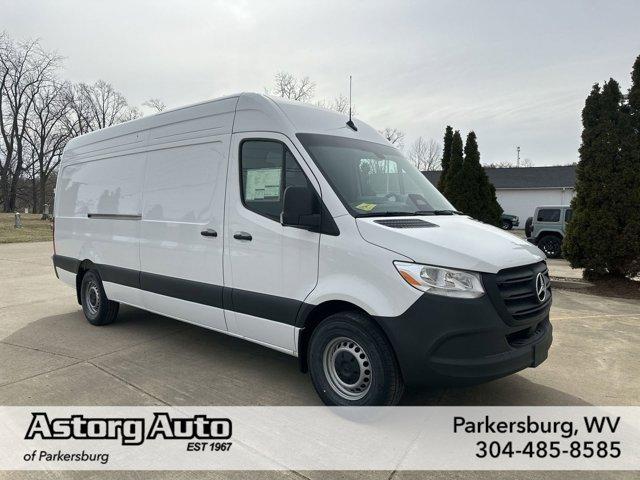 new 2025 Mercedes-Benz Sprinter 2500 car, priced at $68,827