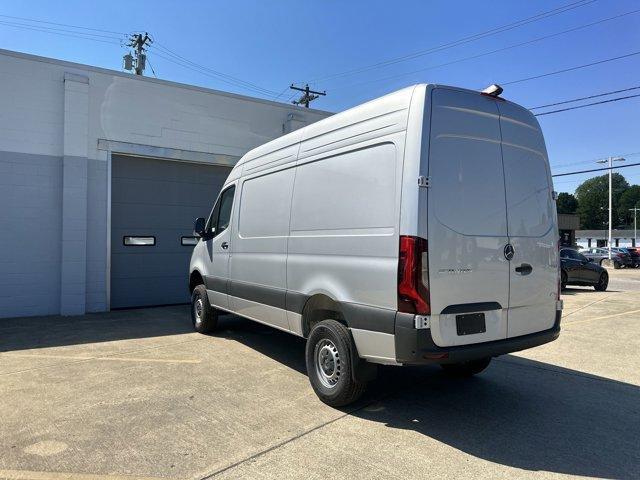 new 2024 Mercedes-Benz Sprinter 2500 car, priced at $77,512