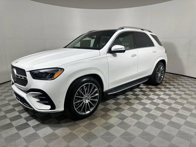 new 2025 Mercedes-Benz GLE 450 car, priced at $85,020