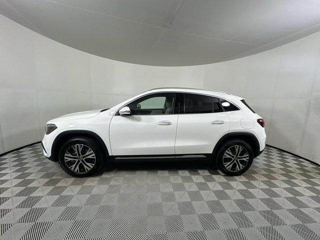 new 2025 Mercedes-Benz GLA 250 car, priced at $50,135