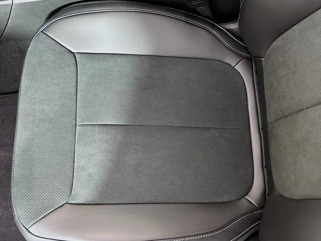 new 2025 Jeep Grand Cherokee L car, priced at $46,990