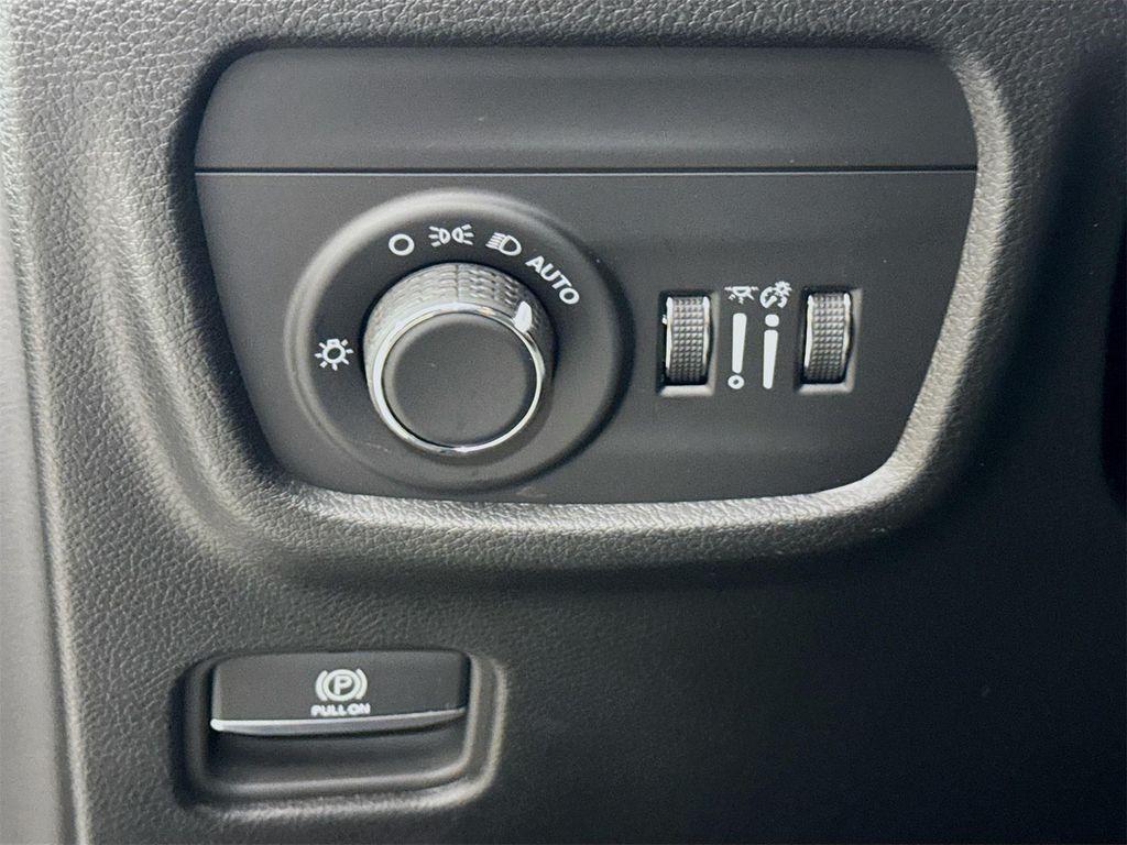 new 2025 Jeep Grand Cherokee L car, priced at $46,990