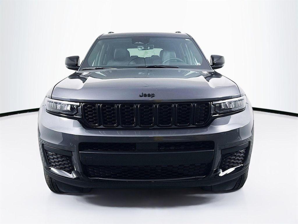 new 2025 Jeep Grand Cherokee L car, priced at $46,990